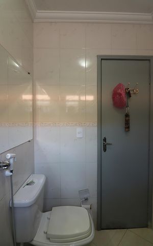 Casa à venda com 139m², 2 quartos e 2 vagasBanheiro Social