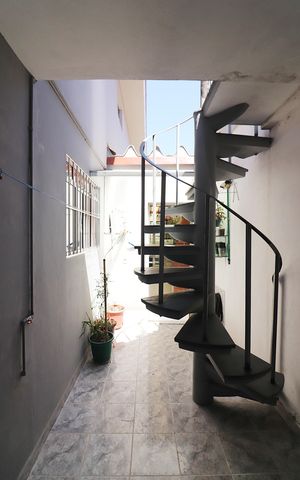 Casa à venda com 139m², 2 quartos e 2 vagasQuintal