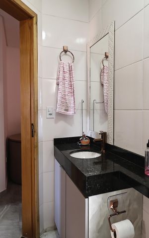Apartamento à venda com 100m², 2 quartos e 1 vaga Apartamento à venda com 100m², 2 quartos e 1 vagaBanheiro