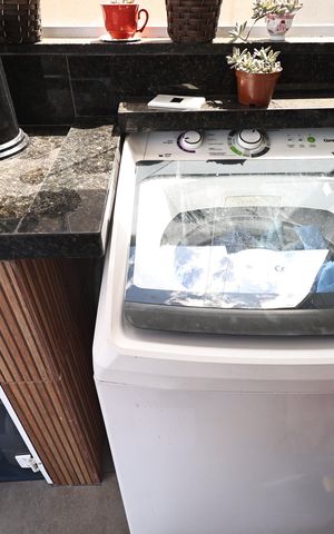 Apartamento à venda com 100m², 2 quartos e 1 vaga Apartamento à venda com 100m², 2 quartos e 1 vagaLavanderia