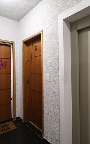 Apartamento à venda com 100m², 2 quartos e 1 vaga Apartamento à venda com 100m², 2 quartos e 1 vagaHall de entrada