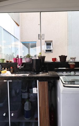 Apartamento à venda com 100m², 2 quartos e 1 vaga Apartamento à venda com 100m², 2 quartos e 1 vagaLavanderia