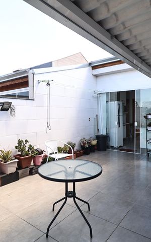 Apartamento à venda com 100m², 2 quartos e 1 vaga Apartamento à venda com 100m², 2 quartos e 1 vagaCobertura