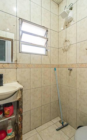 Casa para alugar com 300m², 4 quartos e 1 vaga Casa para alugar com 300m², 4 quartos e 1 vagabanheiro