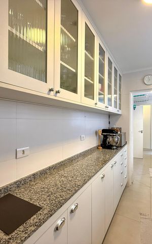 Apartamento à venda com 65m², 2 quartos e 1 vaga Apartamento à venda com 65m², 2 quartos e 1 vagaCozinha