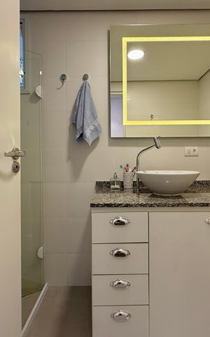Apartamento à venda com 65m², 2 quartos e 1 vaga Apartamento à venda com 65m², 2 quartos e 1 vagaBanheiro