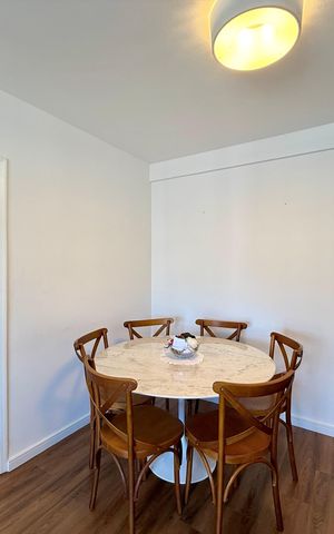 Apartamento à venda com 65m², 2 quartos e 1 vaga Apartamento à venda com 65m², 2 quartos e 1 vagaSala