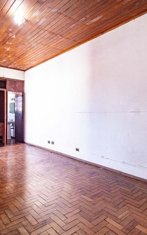 Casa para alugar com 300m², 3 quartos e 5 vagas Casa para alugar com 300m², 3 quartos e 5 vagasSuíte