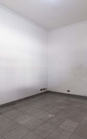 Casa para alugar com 300m², 3 quartos e 5 vagas Casa para alugar com 300m², 3 quartos e 5 vagasCopa