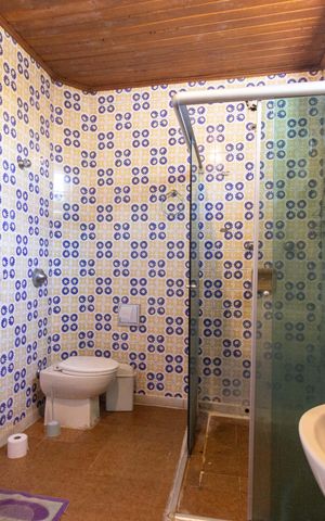 Casa para alugar com 300m², 3 quartos e 5 vagas Casa para alugar com 300m², 3 quartos e 5 vagasBanheiro