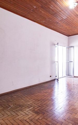 Casa para alugar com 300m², 3 quartos e 5 vagas Casa para alugar com 300m², 3 quartos e 5 vagasSuíte