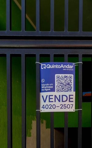 Casa à venda com 223m², 2 quartos e 10 vagas Casa à venda com 223m², 2 quartos e 10 vagasPlaca