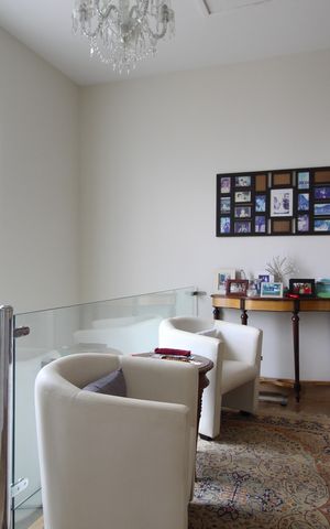 Casa à venda com 315m², 4 quartos e 6 vagasCorredor Suítes