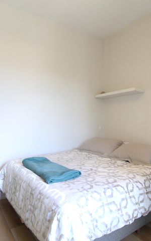 Casa à venda com 315m², 4 quartos e 6 vagasQuarto 2 - Suíte