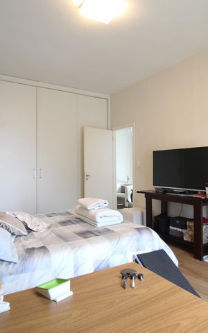 Casa à venda com 315m², 4 quartos e 6 vagasQuarto 3 - Suíte