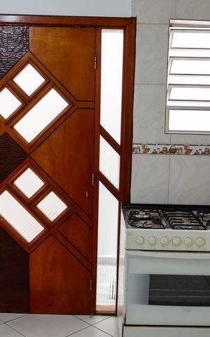 Casa à venda com 374m², 5 quartos e 6 vagasCozinha