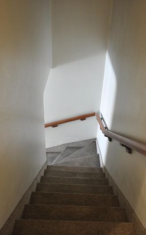 Casa à venda com 125m², 3 quartos e 2 vagasEscada