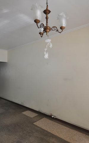 Casa à venda com 125m², 3 quartos e 2 vagasSala