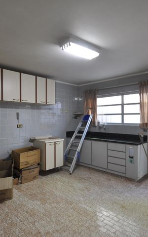 Casa à venda com 125m², 3 quartos e 2 vagasCozinha