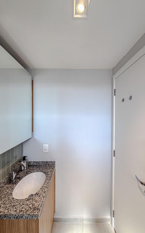 Studio para alugar com 28m², 1 quarto e sem vaga Studio para alugar com 28m², 1 quarto e sem vagaBanheiro social