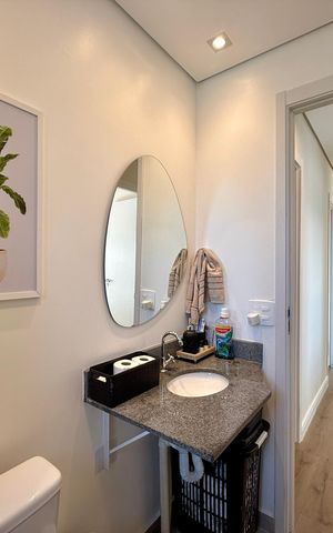 Apartamento à venda com 81m², 3 quartos e 1 vaga Apartamento à venda com 81m², 3 quartos e 1 vagaBanheiro Social