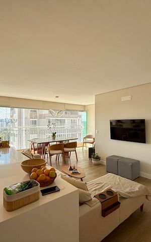 Apartamento à venda com 81m², 3 quartos e 1 vaga Apartamento à venda com 81m², 3 quartos e 1 vagaSala