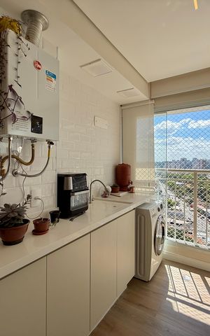 Apartamento à venda com 81m², 3 quartos e 1 vaga Apartamento à venda com 81m², 3 quartos e 1 vagaÁrea de Serviço