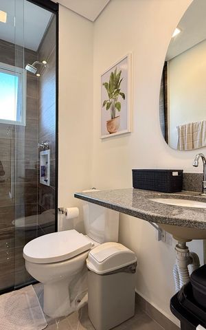 Apartamento à venda com 81m², 3 quartos e 1 vaga Apartamento à venda com 81m², 3 quartos e 1 vagaBanheiro Social