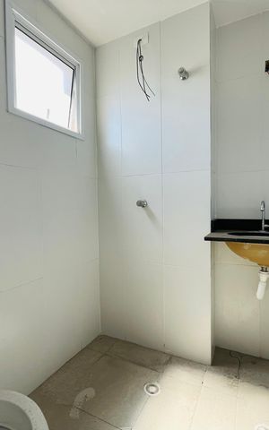 Apartamento à venda com 56m², 2 quartos e 1 vaga Apartamento à venda com 56m², 2 quartos e 1 vagaBanheiro