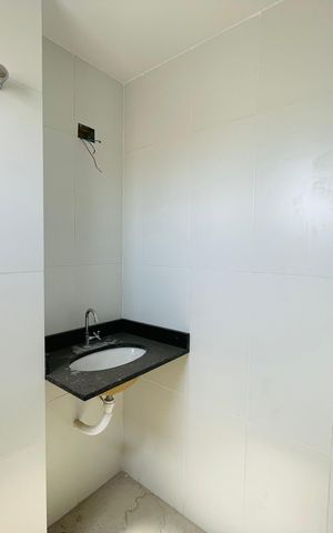 Apartamento à venda com 56m², 2 quartos e 1 vaga Apartamento à venda com 56m², 2 quartos e 1 vagaBanheiro