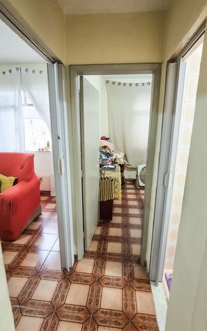 Apartamento à venda com 32m², 1 quarto e sem vagaCorredor, acesso ao quarto, banheiro e cozinha 