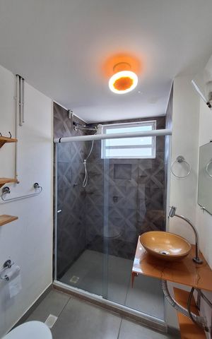 Apartamento à venda com 78m², 2 quartos e sem vaga Apartamento à venda com 78m², 2 quartos e sem vagaBanheiro Social