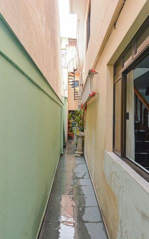Casa à venda com 158m², 3 quartos e 2 vagas Casa à venda com 158m², 3 quartos e 2 vagasCorredor Externo