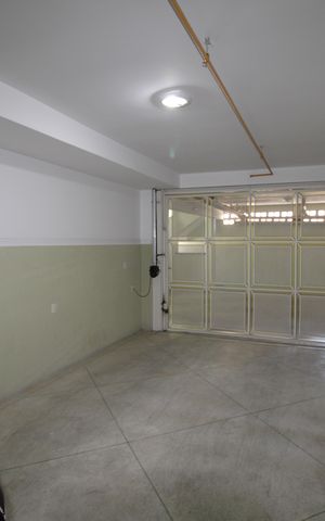 Casa de condomínio à venda com 199m², 3 quartos e 4 vagasGaragem