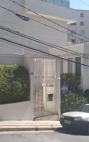 Casa de condomínio à venda com 199m², 3 quartos e 4 vagas Casa de condomínio à venda com 199m², 3 quartos e 4 vagasFachada