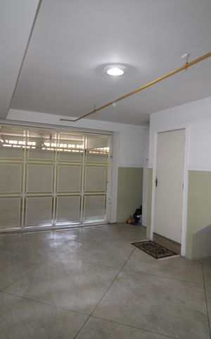 Casa de condomínio à venda com 199m², 3 quartos e 4 vagasGaragem