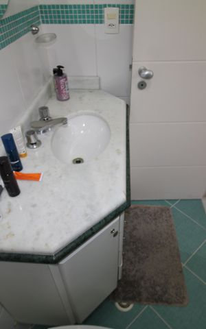 Casa de condomínio à venda com 199m², 3 quartos e 4 vagasQuarto 2 - Banheiro