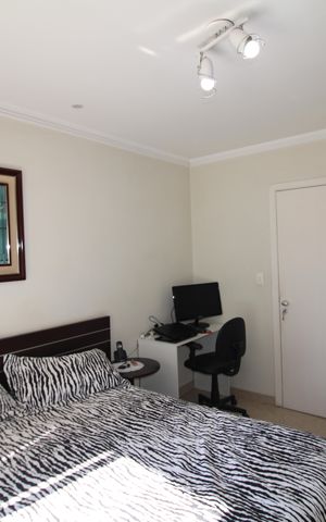 Casa de condomínio à venda com 199m², 3 quartos e 4 vagasQuarto 3