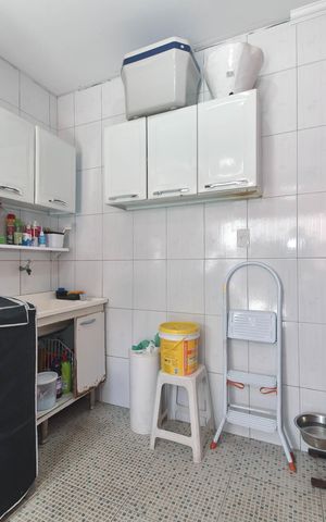 Casa à venda com 129m², 3 quartos e 2 vagasLavanderia