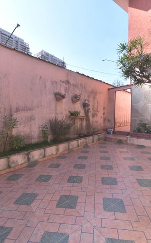 Casa à venda com 129m², 3 quartos e 2 vagasGaragem