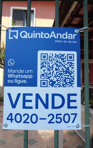 Casa à venda com 129m², 3 quartos e 2 vagasPlaquinha