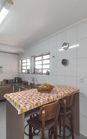 Casa à venda com 129m², 3 quartos e 2 vagasCozinha