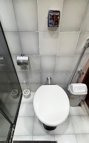 Casa à venda com 850m², 5 quartos e 7 vagas Casa à venda com 850m², 5 quartos e 7 vagasSuíte 1