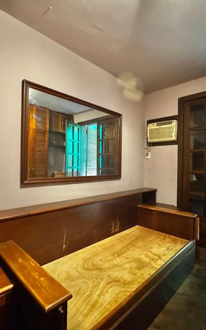 Casa à venda com 850m², 5 quartos e 7 vagas Casa à venda com 850m², 5 quartos e 7 vagasQuarto 1