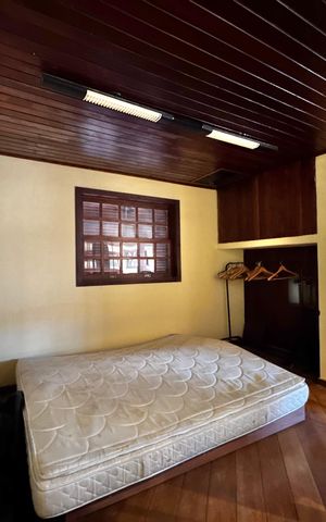 Casa à venda com 850m², 5 quartos e 7 vagas Casa à venda com 850m², 5 quartos e 7 vagasSalão Terceiro Andar