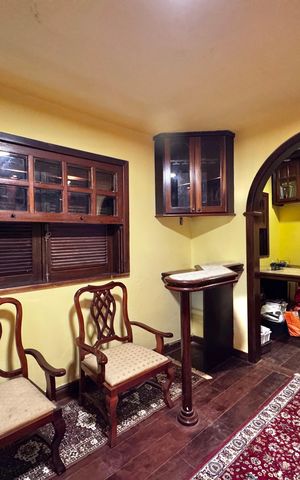 Casa à venda com 850m², 5 quartos e 7 vagas Casa à venda com 850m², 5 quartos e 7 vagasQuarto 3 - Escritório