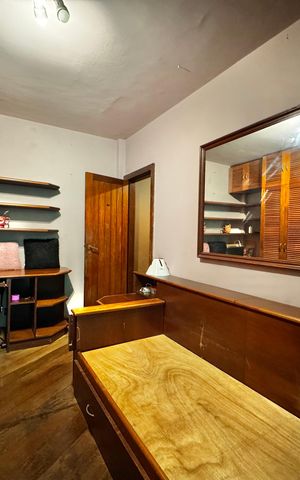 Casa à venda com 850m², 5 quartos e 7 vagas Casa à venda com 850m², 5 quartos e 7 vagasQuarto 1