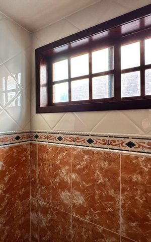 Casa à venda com 850m², 5 quartos e 7 vagas Casa à venda com 850m², 5 quartos e 7 vagasSalão Terceiro Andar - Banheiro