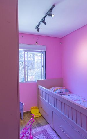 Casa à venda com 210m², 3 quartos e 2 vagas Casa à venda com 210m², 3 quartos e 2 vagasQuarto 1