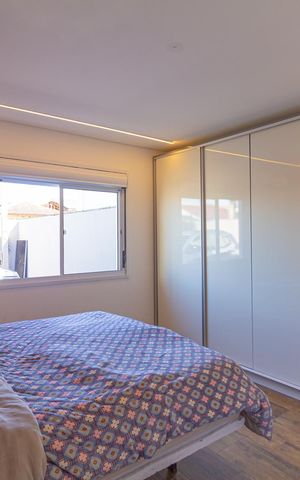 Casa à venda com 210m², 3 quartos e 2 vagas Casa à venda com 210m², 3 quartos e 2 vagasQuarto 3-Suíte